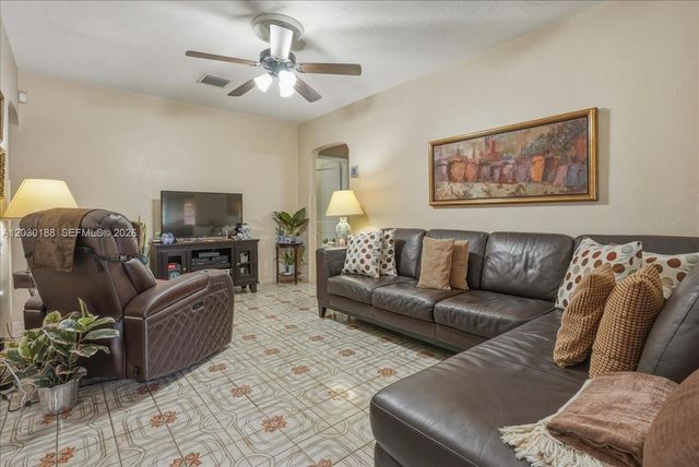 4263 NW 5th Street, Miami, FL 33126