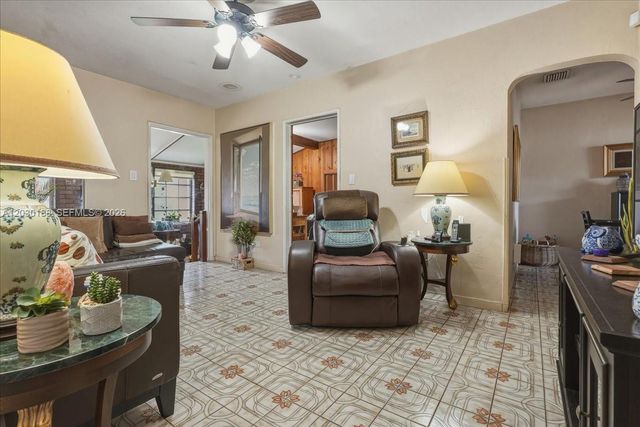 4263 NW 5th Street, Miami, FL 33126