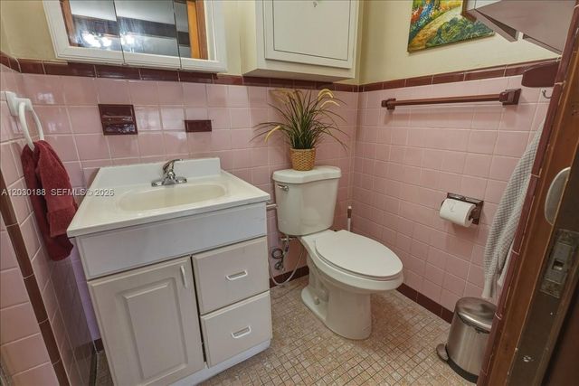 4263 NW 5th Street, Miami, FL 33126