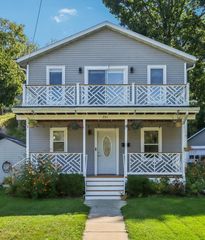 201 N Division Street, Stoughton, WI 53589