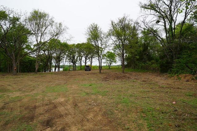 1800 S Park Avenue, Denison, TX 75020