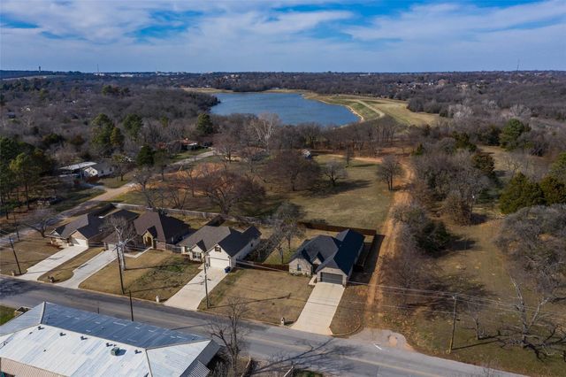 1800 S Park Avenue, Denison, TX 75020