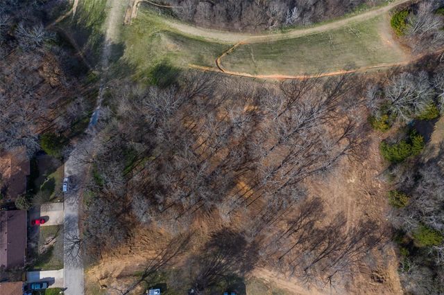 1800 S Park Avenue, Denison, TX 75020