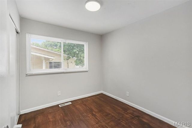 8429 Jacklin Avenue, Hazelwood, MO 63042