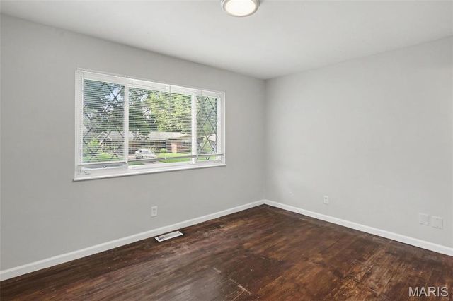 8429 Jacklin Avenue, Hazelwood, MO 63042