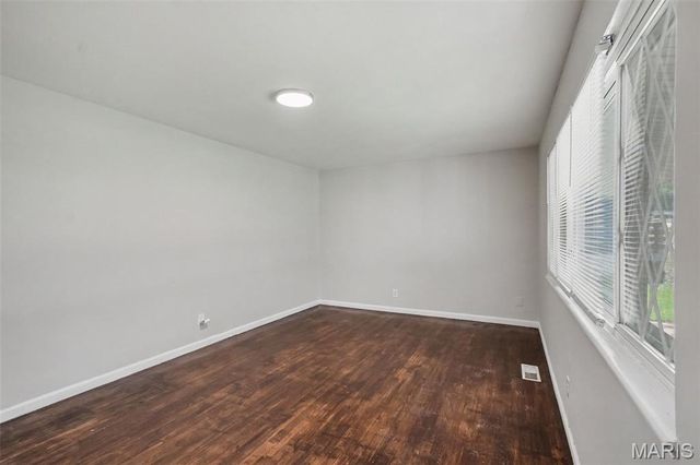 8429 Jacklin Avenue, Hazelwood, MO 63042