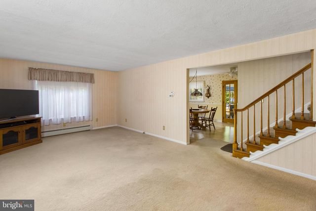 1025 HEDDING JACKSONVILLE RD, Bordentown, NJ 08505