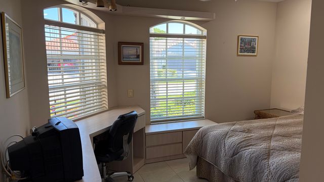 6671 Maybrook Road, Boynton Beach, FL 33437