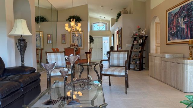 6671 Maybrook Road, Boynton Beach, FL 33437