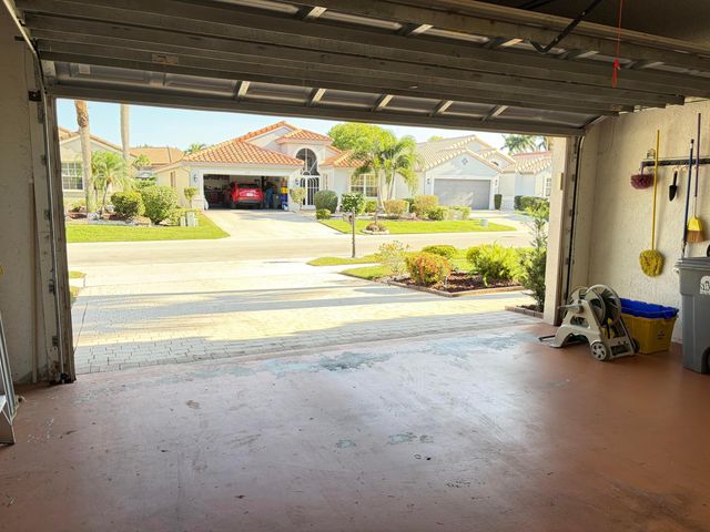 6671 Maybrook Road, Boynton Beach, FL 33437