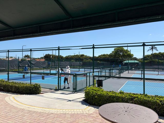 6671 Maybrook Road, Boynton Beach, FL 33437