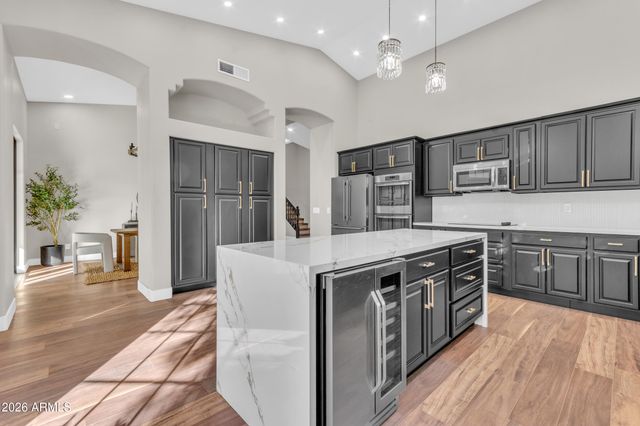 21072 N 61ST Drive, Glendale, AZ 85308