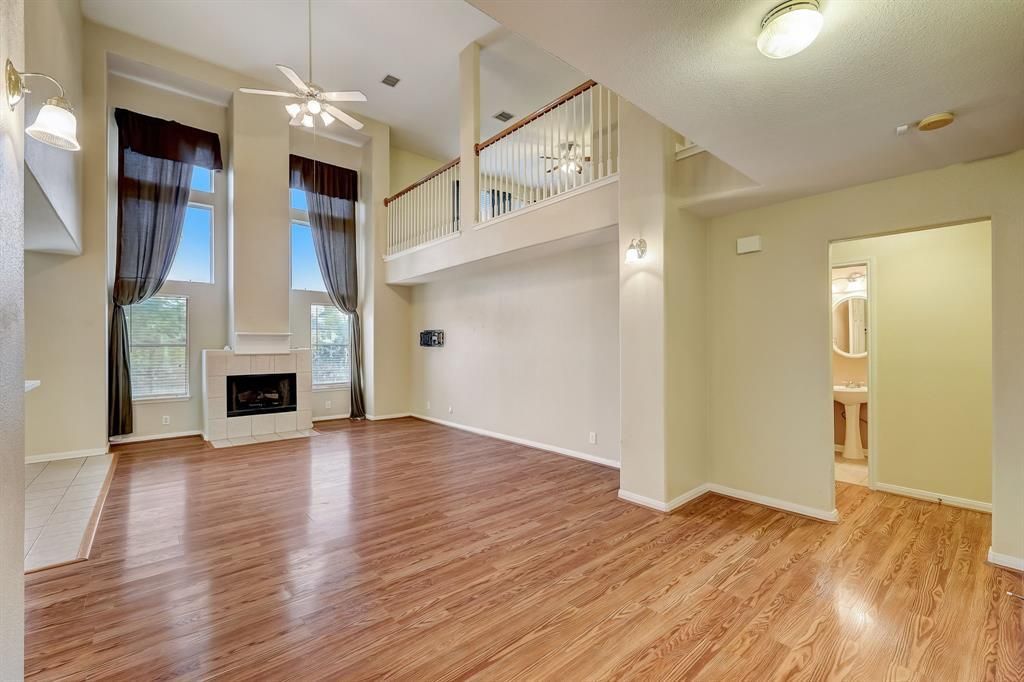 6905 William Wallace WAY, Austin, TX 78754