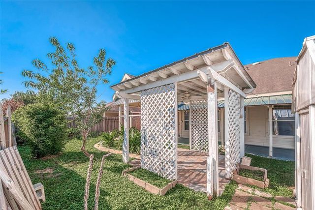 1814 Sonoma Trail Drive, Houston, TX 77049