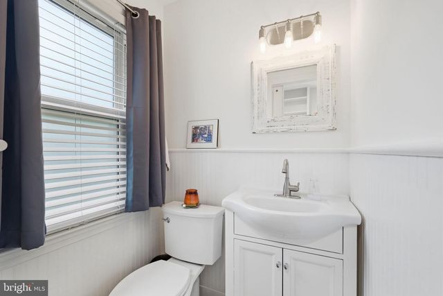 2295 DUNSTER LN, Potomac, MD 20854
