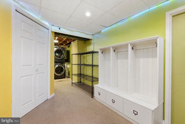 2295 DUNSTER LN, Potomac, MD 20854