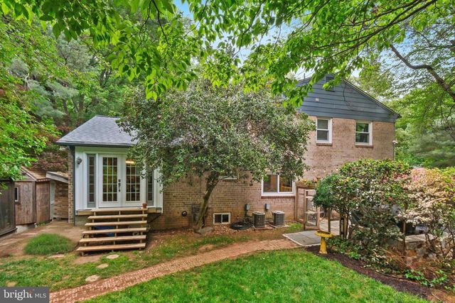 2295 DUNSTER LN, Potomac, MD 20854