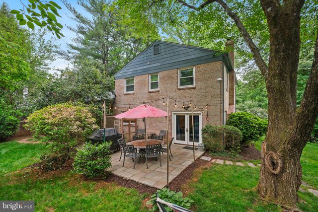 2295 DUNSTER LN, Potomac, MD 20854