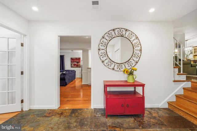 2295 DUNSTER LN, Potomac, MD 20854