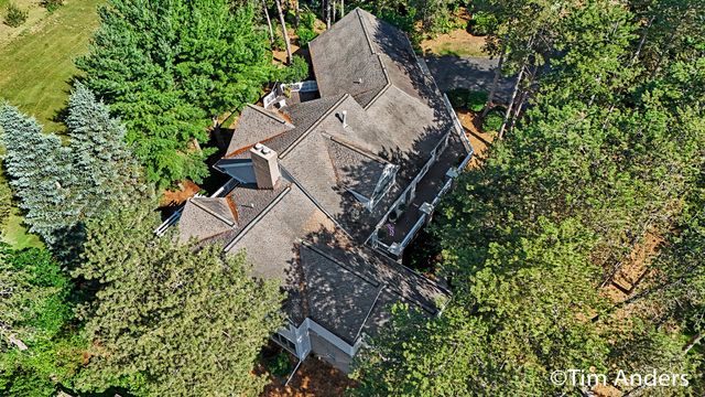 3433 Meadowood Trail Drive SE, Grand Rapids, MI 49546