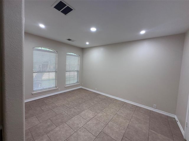816 Rusk RD, Round Rock, TX 78665