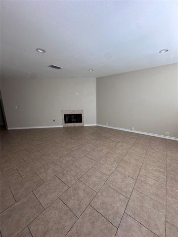 816 Rusk RD, Round Rock, TX 78665