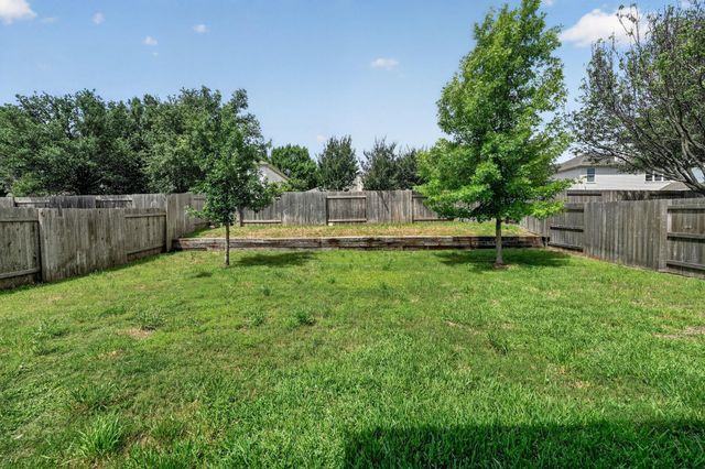 816 Rusk RD, Round Rock, TX 78665