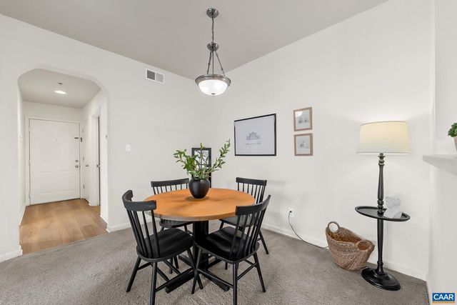 280 RIVERBEND DR #2B, Charlottesville, VA 22911