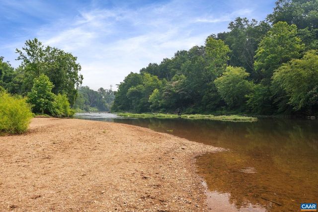 280 RIVERBEND DR #2B, Charlottesville, VA 22911