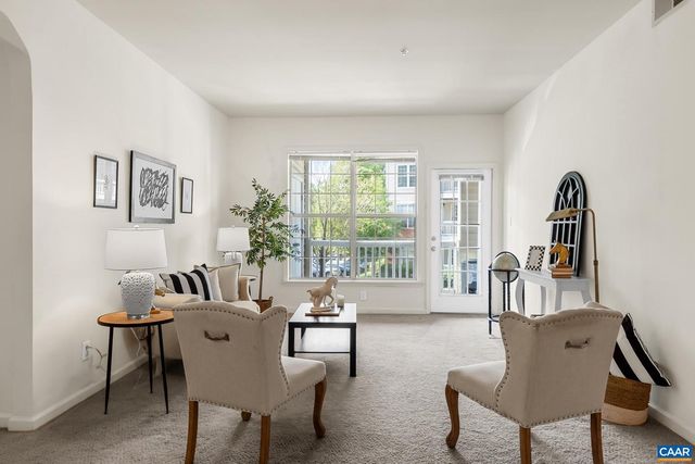 280 RIVERBEND DR #2B, Charlottesville, VA 22911