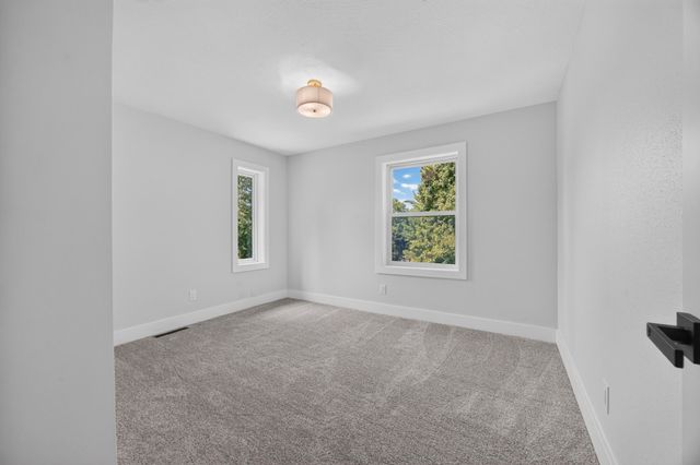 3144 W Heritage Drive, Ozark, MO 65721