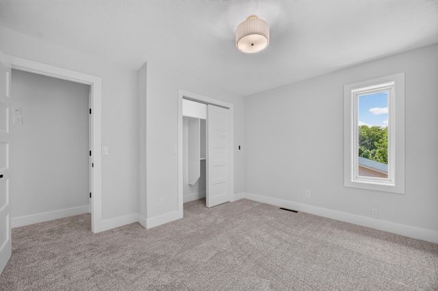 3144 W Heritage Drive, Ozark, MO 65721