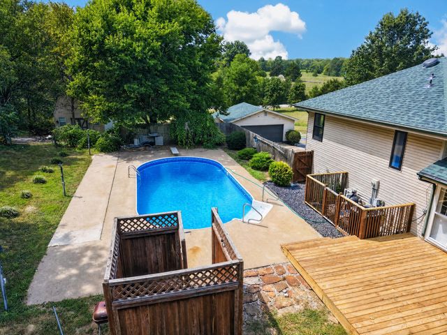 3144 W Heritage Drive, Ozark, MO 65721