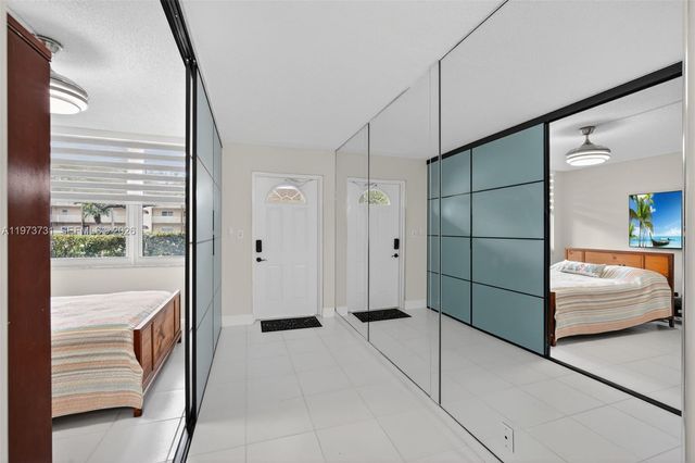 8851 Sunrise Lakes Blvd 116, Sunrise, FL 33322