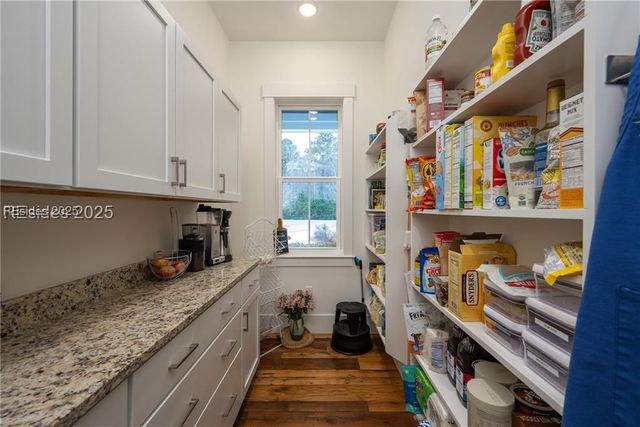 604 Flatwater Dr, Bluffton, SC 29910