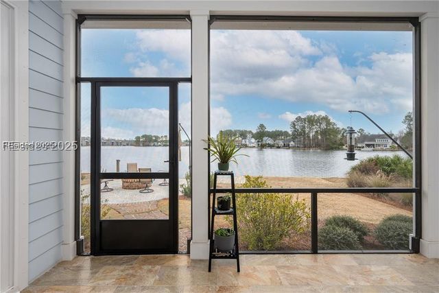 604 Flatwater Dr, Bluffton, SC 29910