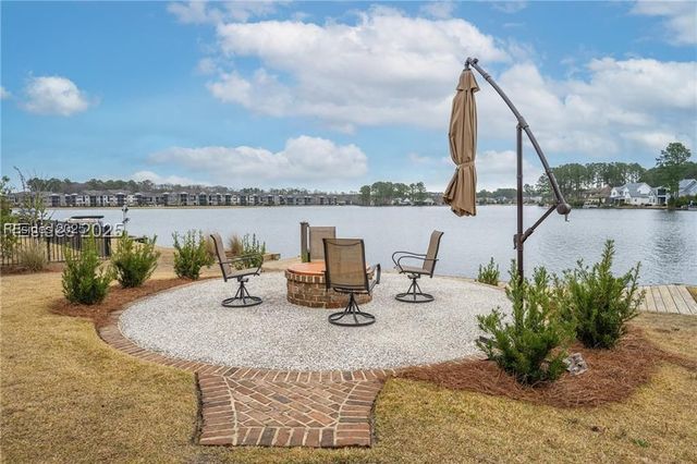 604 Flatwater Dr, Bluffton, SC 29910