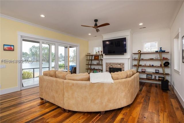 604 Flatwater Dr, Bluffton, SC 29910