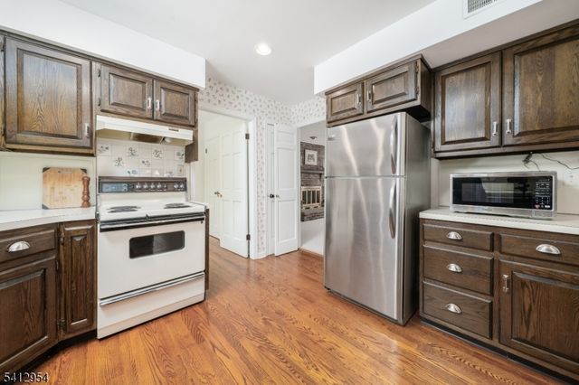 15 Alison Ct, New Providence Boro, NJ 07974