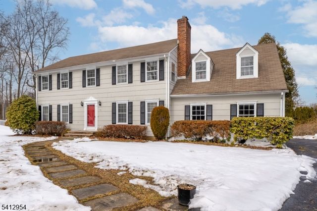 15 Alison Ct, New Providence Boro, NJ 07974