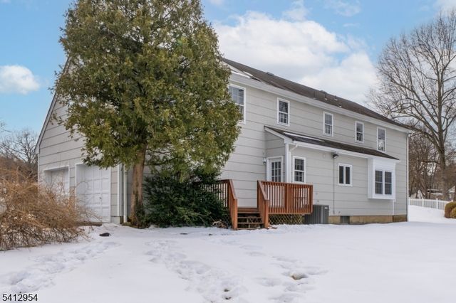 15 Alison Ct, New Providence Boro, NJ 07974