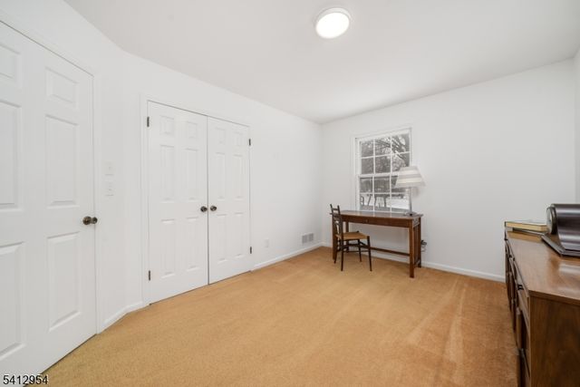 15 Alison Ct, New Providence Boro, NJ 07974