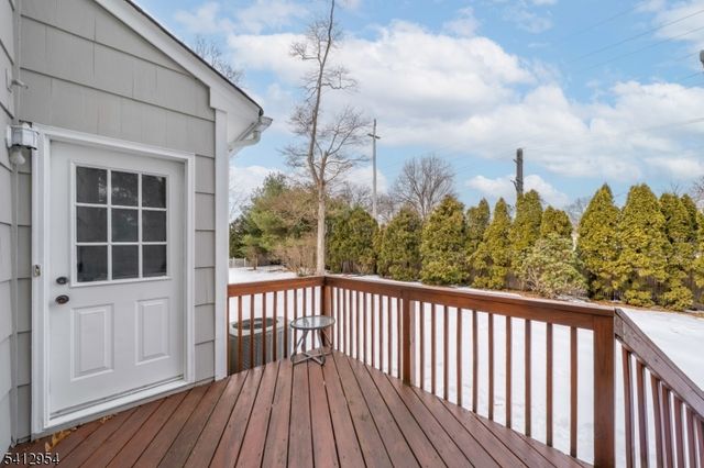 15 Alison Ct, New Providence Boro, NJ 07974