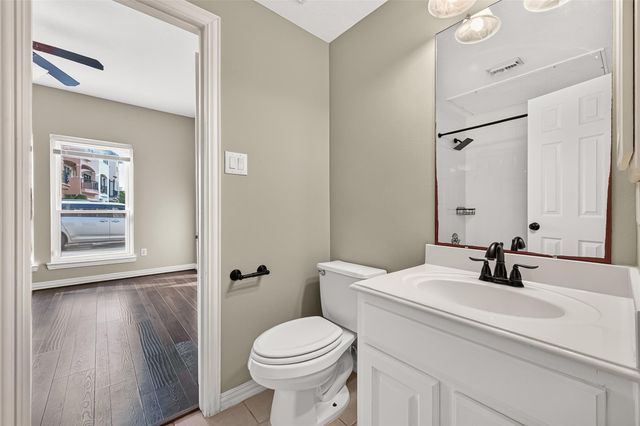 7126 Turtle Lagoon Row, Houston, TX 77036