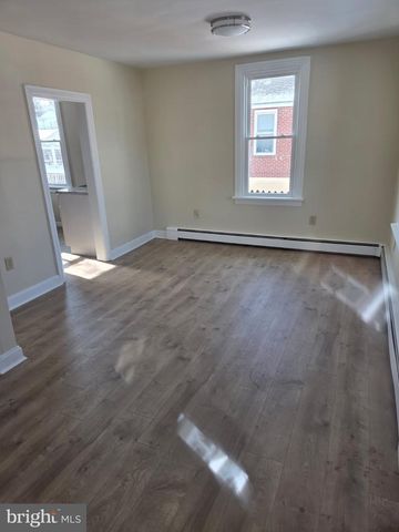 2839 BANKS ST, Harrisburg, PA 17103