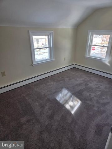 2839 BANKS ST, Harrisburg, PA 17103