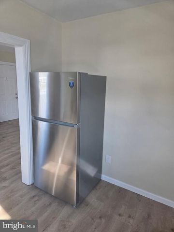 2839 BANKS ST, Harrisburg, PA 17103