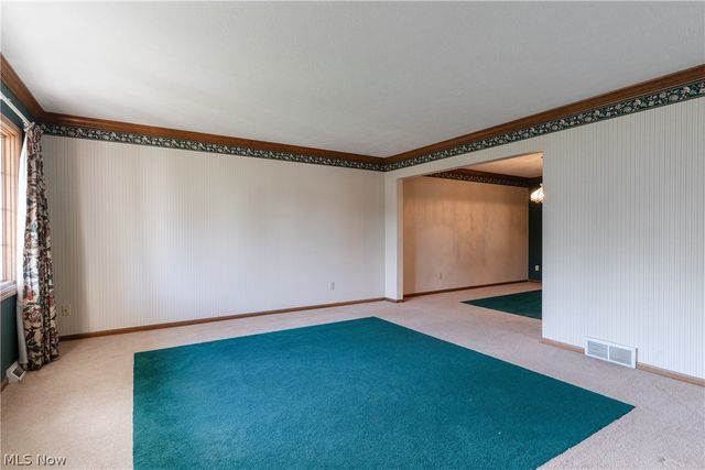 3412 Saint Andrews Drive, Parma, OH 44134