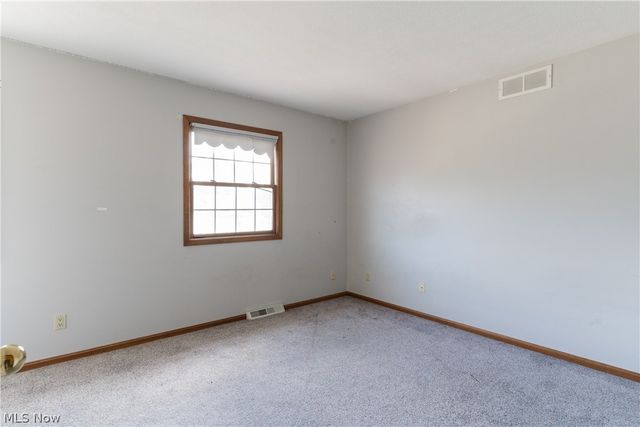 3412 Saint Andrews Drive, Parma, OH 44134