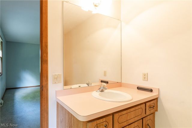 3412 Saint Andrews Drive, Parma, OH 44134